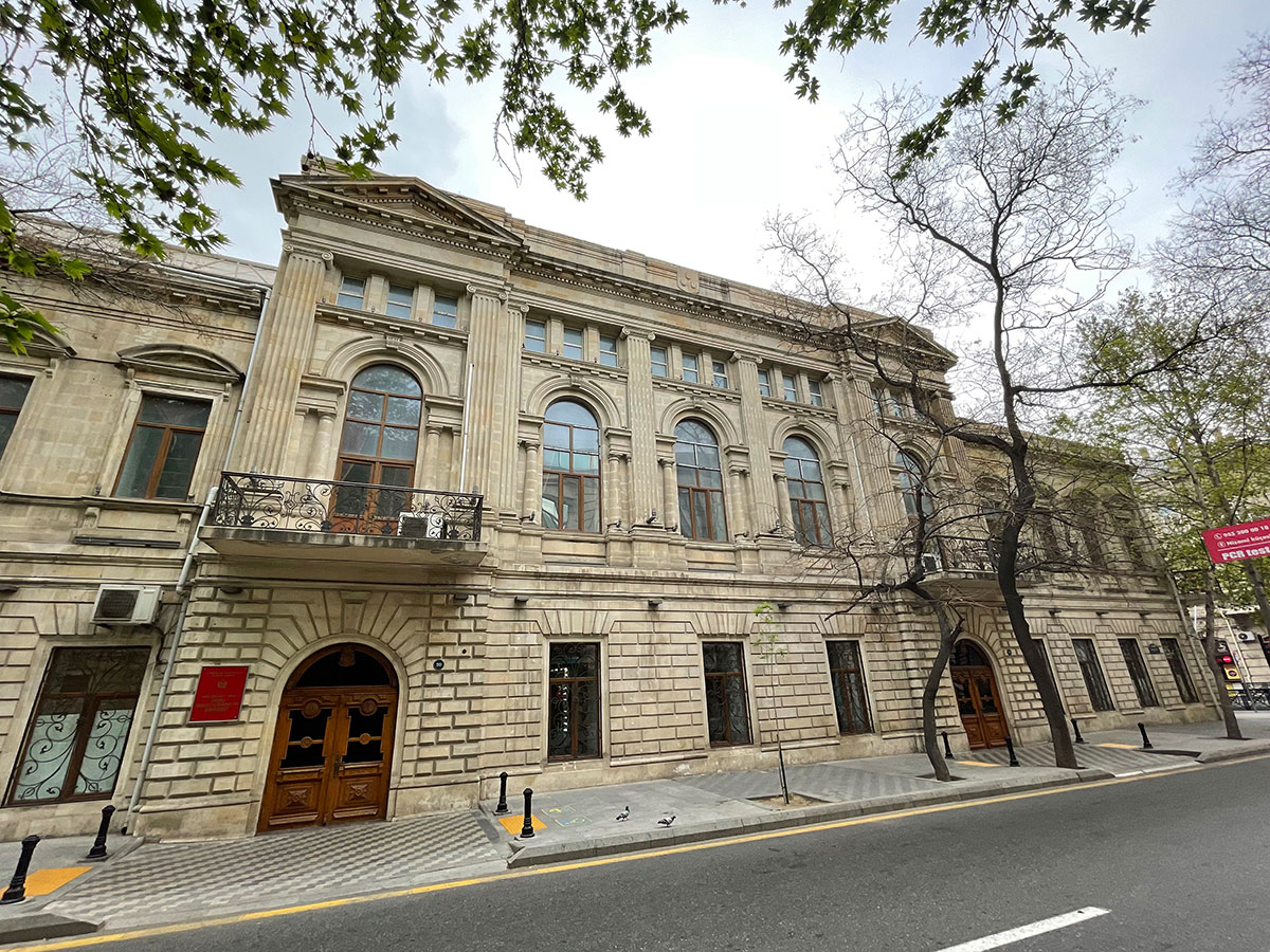 The building of the winter club of the Baku Public Assembly