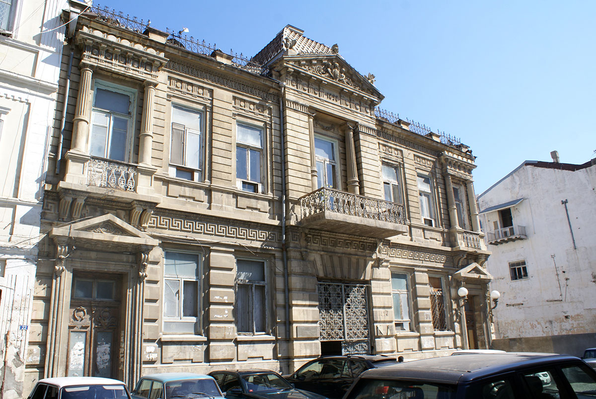 Residential building of Babadzhan Davidovich Lazarev