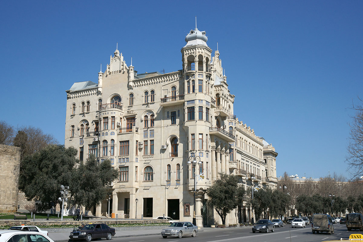 Residential building of Isabay Hajinsky