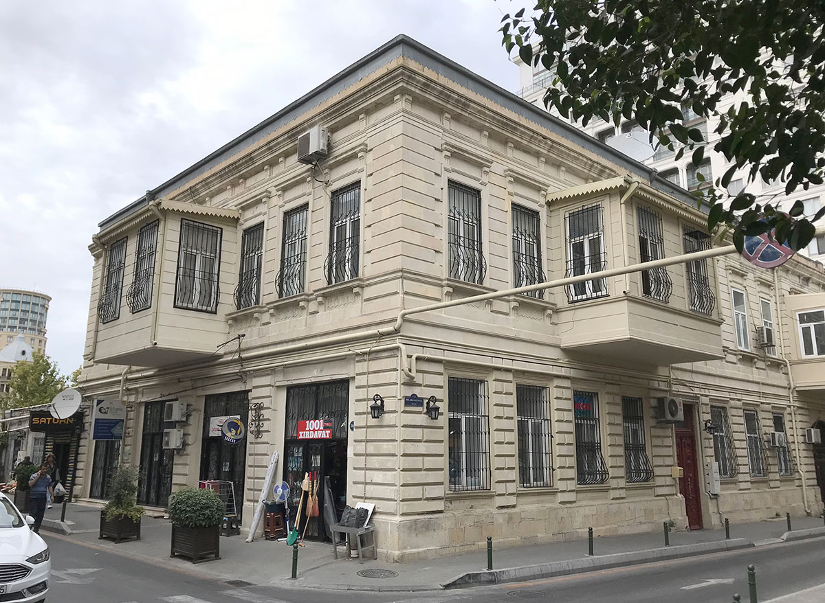 Residential building on Islam Safarli street